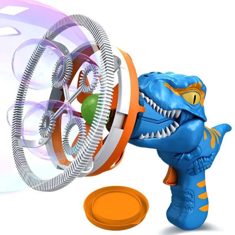 Een spannend blauw DinoBlazers Bellenblaaspistool in de vorm van een dinosaurus. Het pistool blaast grote, kleurrijke bellen via een uitgebreide mechanische ringstructuur, perfect voor plezier in de natuur.