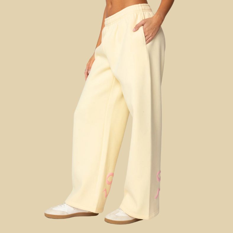 Luna™ Ribbon Tracksuit – Stijlvol & Comfortabel