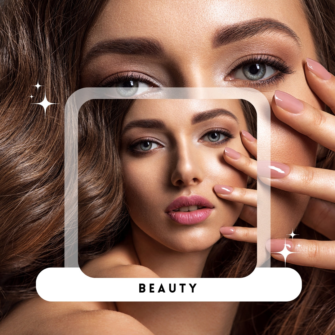 Beauty-collectie Close-up van een vrouw met een natuurlijke make-up en stralende huid, die de essentie van pure schoonheid vastlegt.