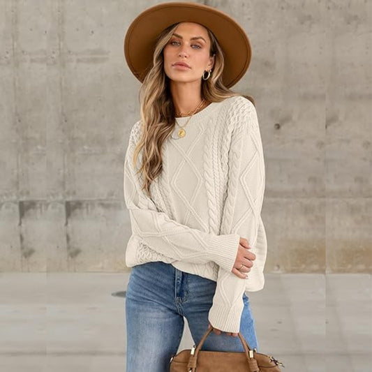Mia™ Retro Sweater - Tijdloze gebreide trui met kabelpatroon, perfect voor een moeiteloze chique look. Verkrijgbaar op Inicala.nl.