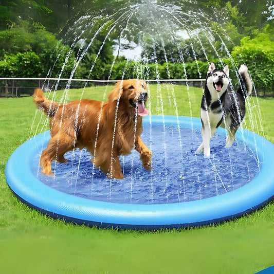 De SplashPad™ FonteinMat biedt eindeloos waterplezier en verkoeling voor honden en hun baasjes. Geschikt voor warme zomerdagen, nu beschikbaar op Inicala.nl.